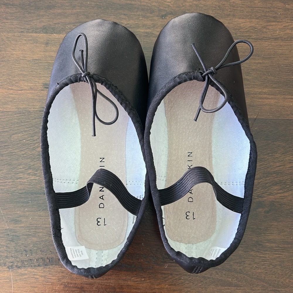 Kids ballet flats